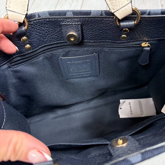 Coach Dempsey Carryall Signature Jacquard Denim Multi Purse - Picture 6 of 8